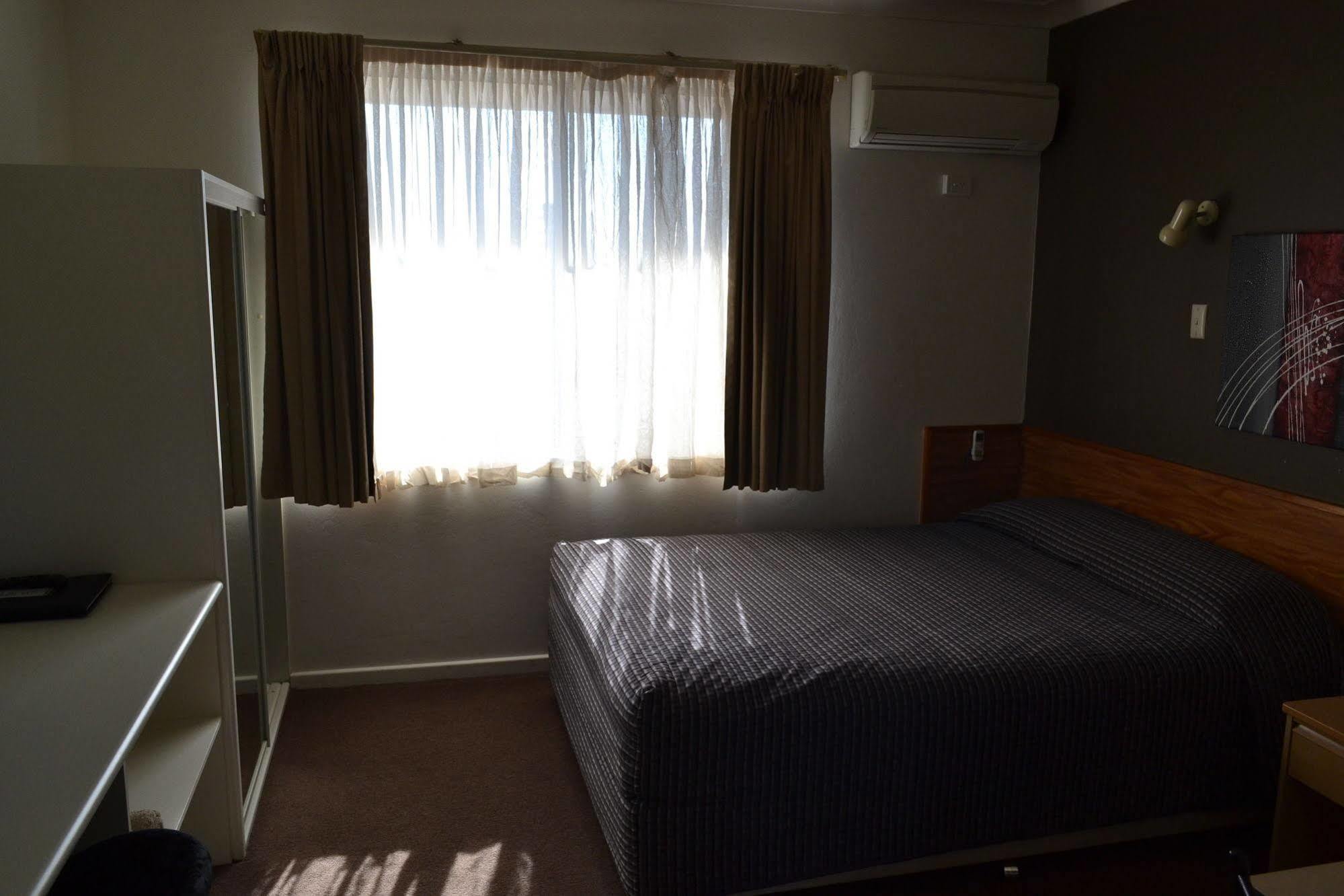 Panorama Motor Inn Newcastle Bagian luar foto