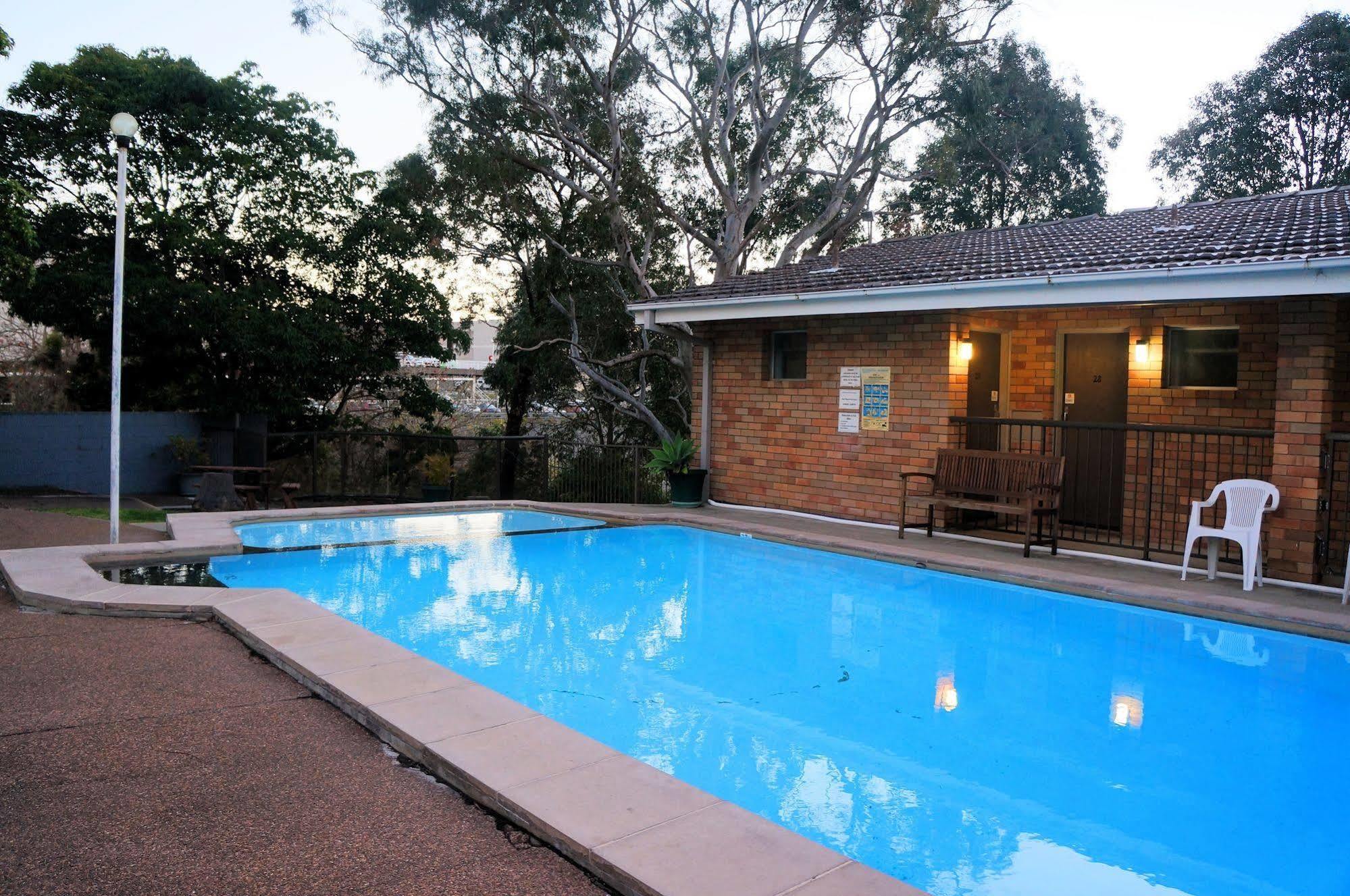 Panorama Motor Inn Newcastle Bagian luar foto